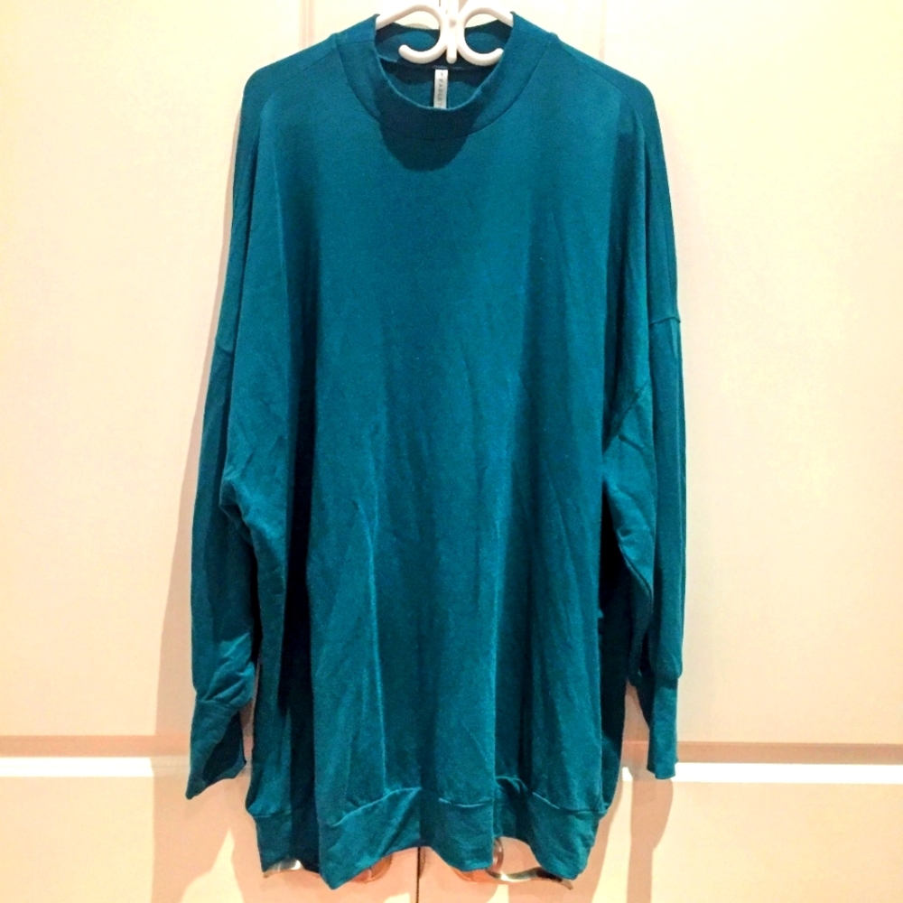 Fabletics mock-neck teal pullover
